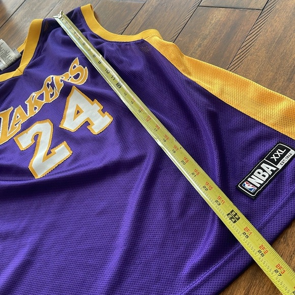 Vintage NBA Lakers Kobe Bryant Number 24 Mesh basketball Jersey XXL (18) - Picture 9 of 10